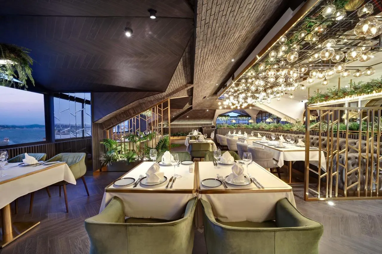 Legacy Ottoman Hotel Istanbul 5*,
