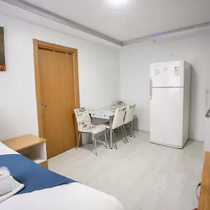 Appartement Gueven House